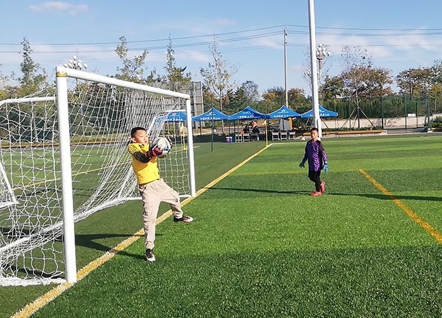  摩纳哥青春风暴席卷赛场斩获三连胜